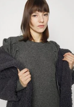 Ugg Gertrude Long Coat - Winterjas - Ink Black 13 Ugg Gertrude Long Coat - Winterjas - Ink Black -Ugg Verkoopwinkel 0e4d8085b1c3405c8e2a7e85a00b6f72