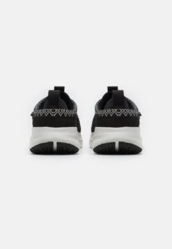 Ugg Ca78 Tasman - Sneakers Laag - Black/White -Ugg Verkoopwinkel 105b9b4d6cc0403f972a4f351d970ed4