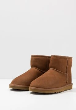 Ugg Classic Mini - Korte Laarzen - Chestnut -Ugg Verkoopwinkel 151990fe780645c5a063fcd647f3773d