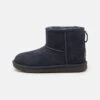 Ugg Classic Mini Ii Unisex - Korte Laarzen - Eve Blue -Ugg Verkoopwinkel 152935627df947338468a58cb0738f21
