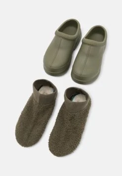 Ugg Tasman - Instappers - Burnt Olive -Ugg Verkoopwinkel 2161e488eccd408fb346e89038570d71