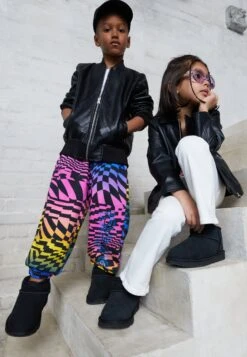 Ugg Classic Ultra Mini Unisex - Korte Laarzen - Black