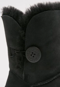 Ugg Bailey Button Ii - Korte Laarzen - Black -Ugg Verkoopwinkel 2b0f2913d78b4bd19c0a1ec0a3ba5b8e