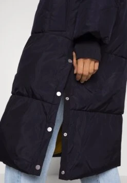 Ugg Keeley Long - Winterjas - Tar 15 Ugg Keeley Long - Winterjas - Tar -Ugg Verkoopwinkel 3ac9a8ec9b464bbd8f64de6ba58231a8