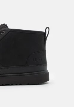 Ugg Neumel - Sportieve Veterschoenen - Black -Ugg Verkoopwinkel 3e2c55510bd247bf8daa698b11e18cf2
