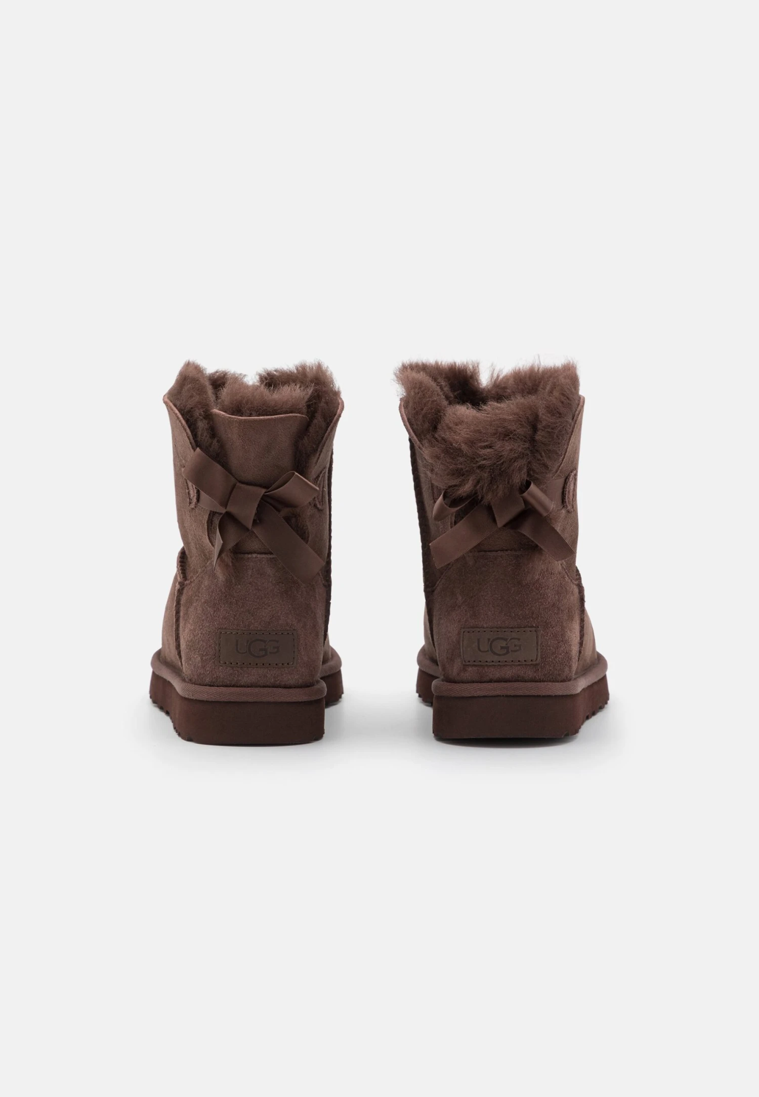 Ugg Mini Bailey Bow - Korte Laarzen - Burnt Cedar 6 Ugg Mini Bailey Bow - Korte Laarzen - Burnt Cedar - Afbeelding 4