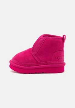 Ugg Verkoopwinkel 27 Ugg Accessible Neumel Ez-Fit Unisex - Korte Laarzen - Berry