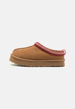 Ugg Tazz Unisex - Pantoffels - Chestnut -Ugg Verkoopwinkel 56b5f97cb83c48e3a70380ed6c90f9c8