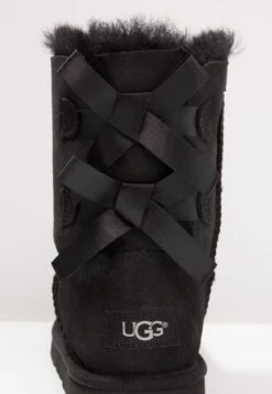 Ugg Bailey Bow Ii - Veterboots - Black -Ugg Verkoopwinkel 5712a8ae8bcc461fa3743aea8d941bd1