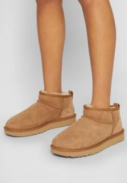 Ugg Classic Ultra - Korte Laarzen - Chestnut -Ugg Verkoopwinkel 597afa0a99b84505882864303db228cb