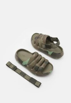 Ugg Sport Yeah Unisex - Badslippers - Moss Green -Ugg Verkoopwinkel 5a70fc05027b48fca84cc17096b6bbe7