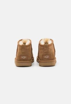 Ugg Classic Ultra Mini Unisex - Korte Laarzen - Chestnut -Ugg Verkoopwinkel 5b89270344654ff78c60444e7c0eb670