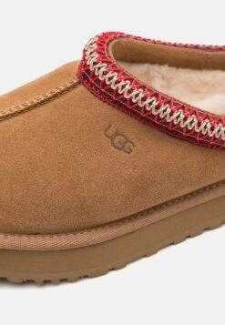 Ugg Tazz Unisex - Pantoffels - Chestnut -Ugg Verkoopwinkel 64823e331c6e497da16774db5c44ddd7