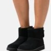 Ugg Classic Mini Logo Zip - Korte Laarzen - Black