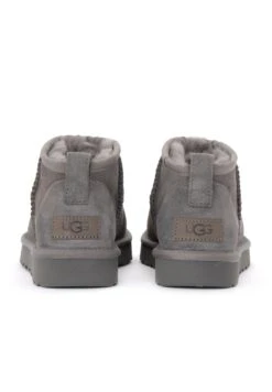 Ugg Classic Ultra - Korte Laarzen - Grey -Ugg Verkoopwinkel 7844a58ce8794b8ba3e0021e74ce3d14