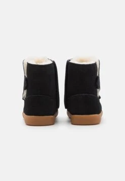 Ugg Keelan Unisex - Korte Laarzen - Black -Ugg Verkoopwinkel 79668a4e31bb46b282a2d66b3666240a