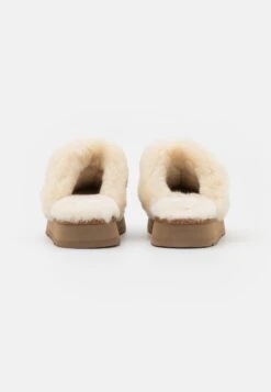 Ugg Disquette - Pantoffels - Chestnut 15 Ugg Disquette - Pantoffels - Chestnut -Ugg Verkoopwinkel 7ad139fafb204b06939c1bed1b37bd51