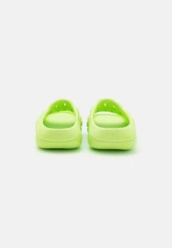 Ugg Foamo Slide - Muiltjes - Pale Chartreuse 13 Ugg Foamo Slide - Muiltjes - Pale Chartreuse -Ugg Verkoopwinkel 7dea2fb7924e48328656aa935fade38c