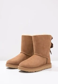 Ugg Bailey Bow - Korte Laarzen - Chestnut -Ugg Verkoopwinkel 7fd6149eda374812aa4d8dcb6f088b41