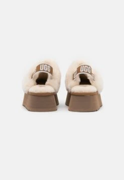 Ugg Funkette - Pantoffels - Chestnut 9 Ugg Funkette - Pantoffels - Chestnut -Ugg Verkoopwinkel 8558314d6725466c93610e1fcaf3c85e