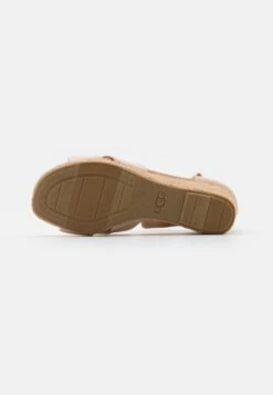 Ugg Yarrow - Sandalen Met Plateauzool - Natural -Ugg Verkoopwinkel 8bb56cab27094f5e998e45c86f7f9f22