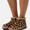 Ugg Classic Ultra Mini Spotty - Snowboots- Natural -Ugg Verkoopwinkel 9065116f84c648dcaeb7854fb415b6a2