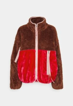 Ugg Marlene Jacket - Winterjas - Cherrywood / Cerise -Ugg Verkoopwinkel 9090e204b35d4ab9b8a5ae4359772a10