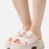 Ugg Ashton Slide - Muiltjes Met Hak - Rosy Beige -Ugg Verkoopwinkel 94a36ce8726f40a2b3bb60f408378a00
