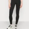 Ugg Saylor - Legging - Black 1 Ugg Saylor - Legging - Black -Ugg Verkoopwinkel 9914de9e37184b11bae37f805fdb4320