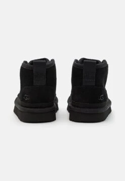 Ugg Accessible Neumel Ez-Fit Unisex - Korte Laarzen - Black -Ugg Verkoopwinkel a361c3c6cfce414cbee15514efff0f8f
