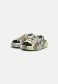Ugg Sport Yeah Camopop - Sandalen - Moss Green 10 Ugg Sport Yeah Camopop - Sandalen - Moss Green -Ugg Verkoopwinkel a62d21f623ed4ff7b760b41976672ff9