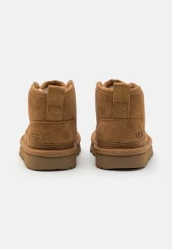 Ugg Accessible Neumel Ez-Fit Unisex - Korte Laarzen - Chestnut -Ugg Verkoopwinkel a66db0d2aa0546f998a9fce001c47637