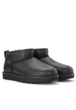 Ugg Korte Laarzen - Nero -Ugg Verkoopwinkel b16dc4de34f24fd7a785e8327f6ee8b0