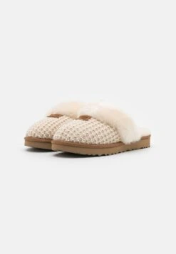 Ugg Cozy - Pantoffels - Cream -Ugg Verkoopwinkel b447d3eb2eee4d598de74ea451e5634d