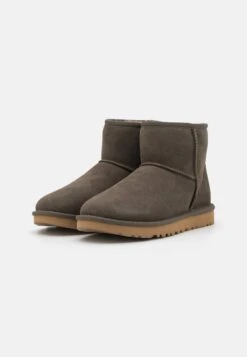 Ugg Classic Mini - Korte Laarzen - Slate 10 Ugg Classic Mini - Korte Laarzen - Slate -Ugg Verkoopwinkel b5e721d95b484071b8a8b316c1ec85c5
