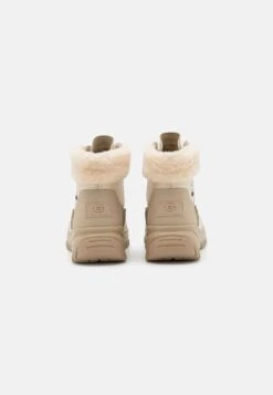 Ugg Yose Fluff - Snowboots- White Pine 11 Ugg Yose Fluff - Snowboots- White Pine -Ugg Verkoopwinkel b7e93cfc415246ae908afa2648747372
