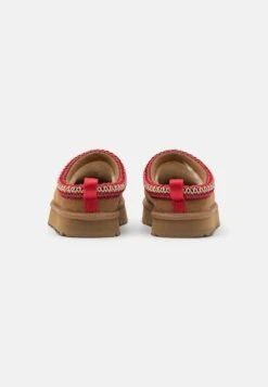 Ugg Tazz Unisex - Pantoffels - Chestnut -Ugg Verkoopwinkel bae27e89cd2b4760aabc7939da752153