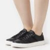 Ugg Alameda Lace - Sneakers Laag - Black -Ugg Verkoopwinkel c2647e17feb349ff83546170885b8417