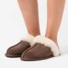 Ugg Scuffette - Pantoffels - Espresso 2 Ugg Scuffette - Pantoffels - Espresso -Ugg Verkoopwinkel c4c51c9838af4b52b7b133dc9f036911