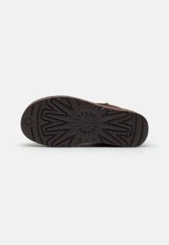 Ugg Classic Mini Platform - Enkellaarsjes Met Plateauzool - Burnt Cedar -Ugg Verkoopwinkel c946a1ff7f14473f933040d0e502ff1d