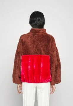 Ugg Marlene Jacket - Winterjas - Cherrywood / Cerise -Ugg Verkoopwinkel ca2a1420bcee48ea8fcedd85c13d1e1b