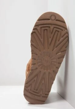 Ugg Mini Bailey Bow - Korte Laarzen - Chestnut -Ugg Verkoopwinkel cb324eb5320f4c4e804469e8ce7a4899