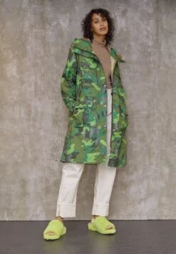 Ugg Fluff Yeah Slide - Sandalen Met Plateauzool - Key Lime -Ugg Verkoopwinkel cd57f014fca54a88ace5a28beb6d4174