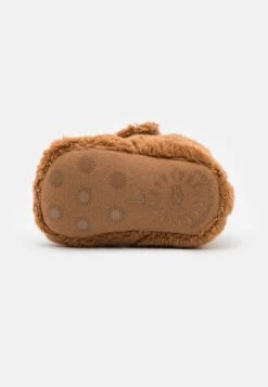 Ugg Bixbee And Beanie Unisex - Geboortegeschenk - Chestnut 12 Ugg Bixbee And Beanie Unisex - Geboortegeschenk - Chestnut -Ugg Verkoopwinkel d125b4ca0cb441da8d5cb7ee8d772e54