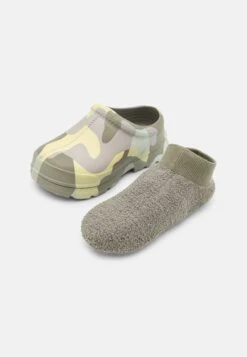 Ugg Tasman X Camopop - Instappers - Moss Green 15 Ugg Tasman X Camopop - Instappers - Moss Green -Ugg Verkoopwinkel d8e3457957ef4ceca5928baf81e8a784