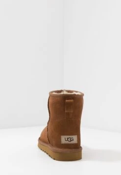 Ugg Classic Mini - Korte Laarzen - Chestnut -Ugg Verkoopwinkel de7dfeefe13347f4a7dceeb4f76556d1