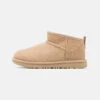 Ugg Classic Ultra Mini Unisex - Korte Laarzen - Driftwood -Ugg Verkoopwinkel df6dbc3a060b4e6bac20a611376f67eb