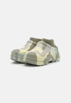 Ugg Tasman X Camopop - Instappers - Moss Green 12 Ugg Tasman X Camopop - Instappers - Moss Green -Ugg Verkoopwinkel e10655bad71341fa89ba70e5048059f9
