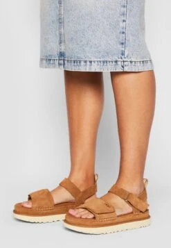 Ugg Goldenstar - Sandalen Met Plateauzool - Chestnut -Ugg Verkoopwinkel e56d4ee6d152407697c61ec9a823a830