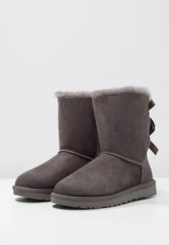 Ugg Bailey Bow - Korte Laarzen - Grey -Ugg Verkoopwinkel e6f85be4eff5429c9be1d6f252cd591b
